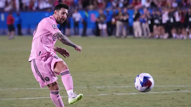 Lực sút của Messi: Con số ấn tượng
